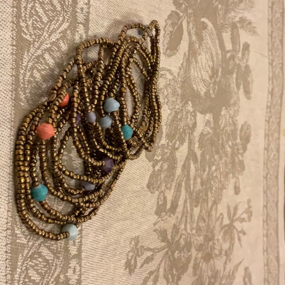 Set of 15 beaded stretch bracelets